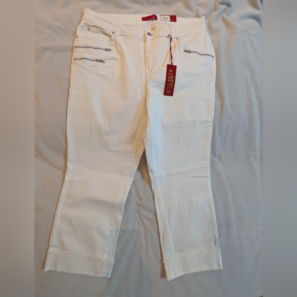 White Women's Capei Jeans Sz 16